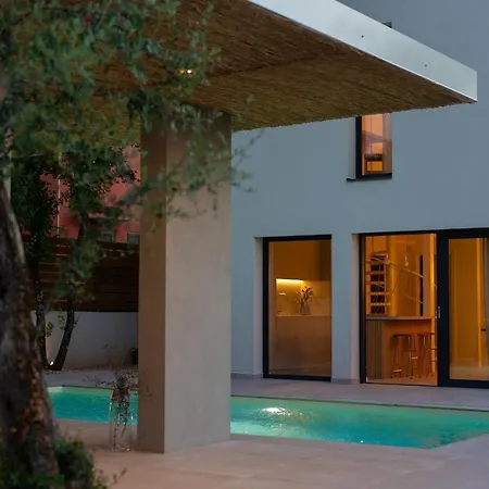 Villa Mala *